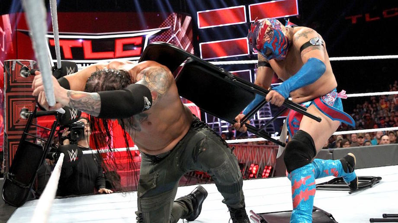 Illustration for article titled The Best WWE Matches Of 2016